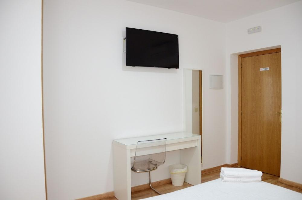 Hostal Nersan2 Madrid Bagian luar foto