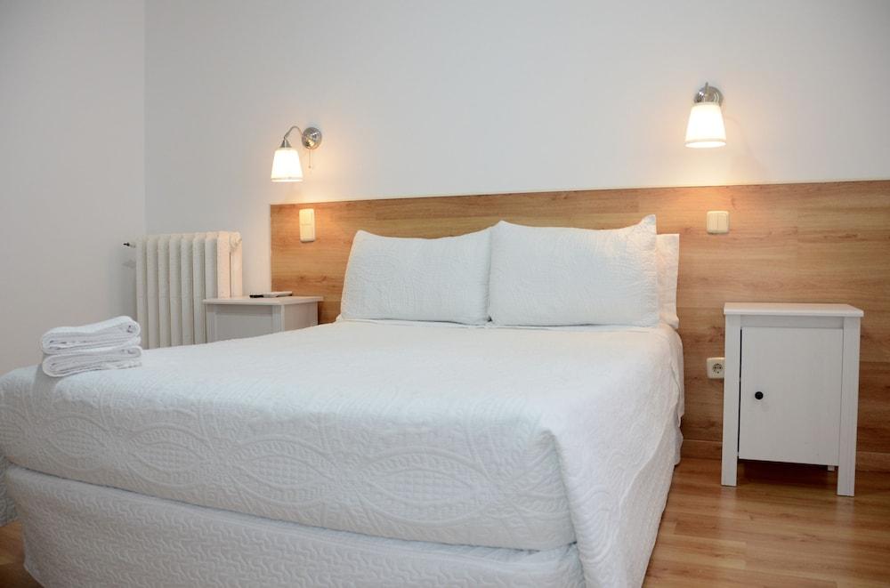 Hostal Nersan2 Madrid Bagian luar foto
